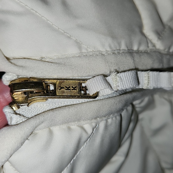 Cream Quilted Vest - Picture 6 of 10